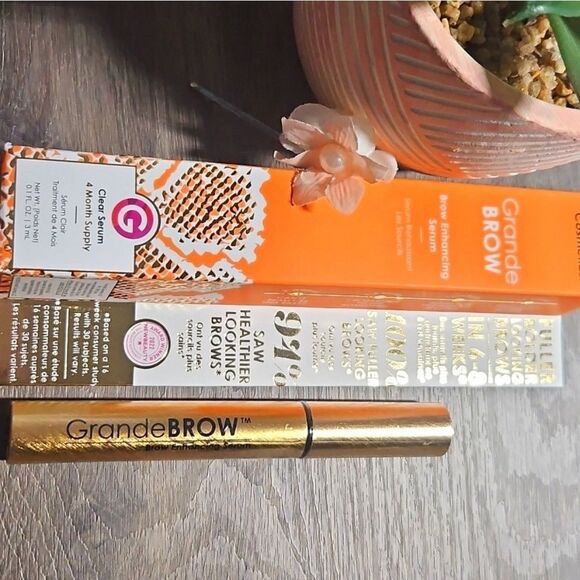 GRANDE COSMETICS GrandeBROW Brow Enhancing Serum 3ml 4 Months Full Size Supply - Picture 2 of 16